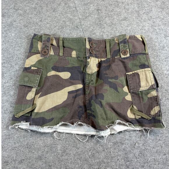 Moda International Dresses & Skirts - Moda International Camo Cargo Mini Skirt Womens Size 4 Brown Green Raw Hem